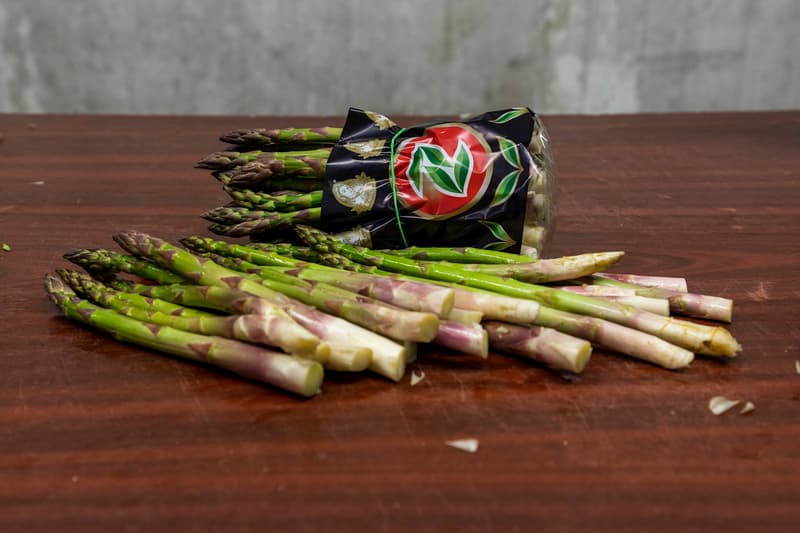 Premium Asparagus green
