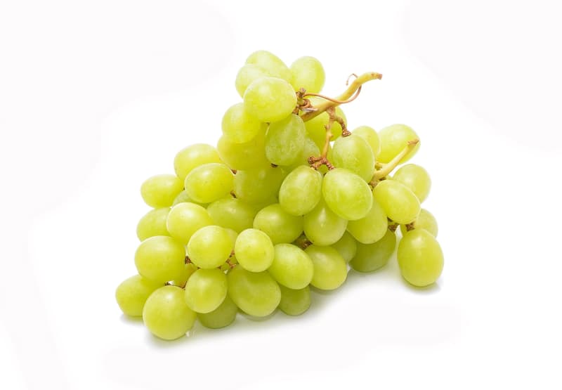 Seedless white grapes