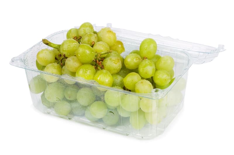 Seedless white grapes