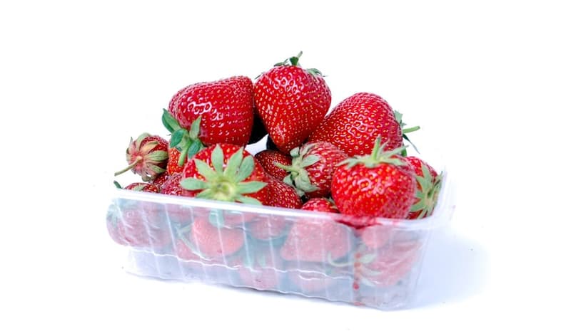 Strawberry, packed