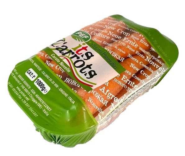 New bunch carrot, packed