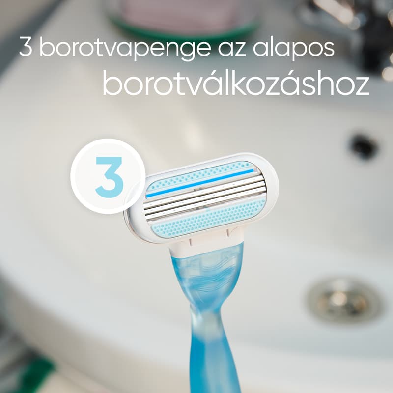 Venus Smooth Women's Razor + 4 Razor Cartridges