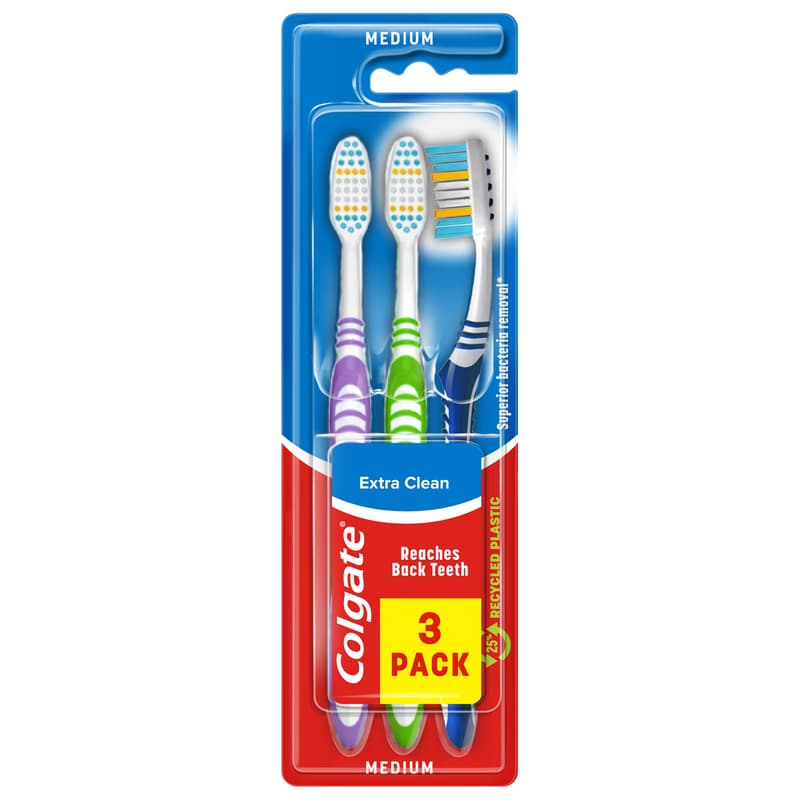 Colgate Extra Clean közepes sörtéjű fogkefe