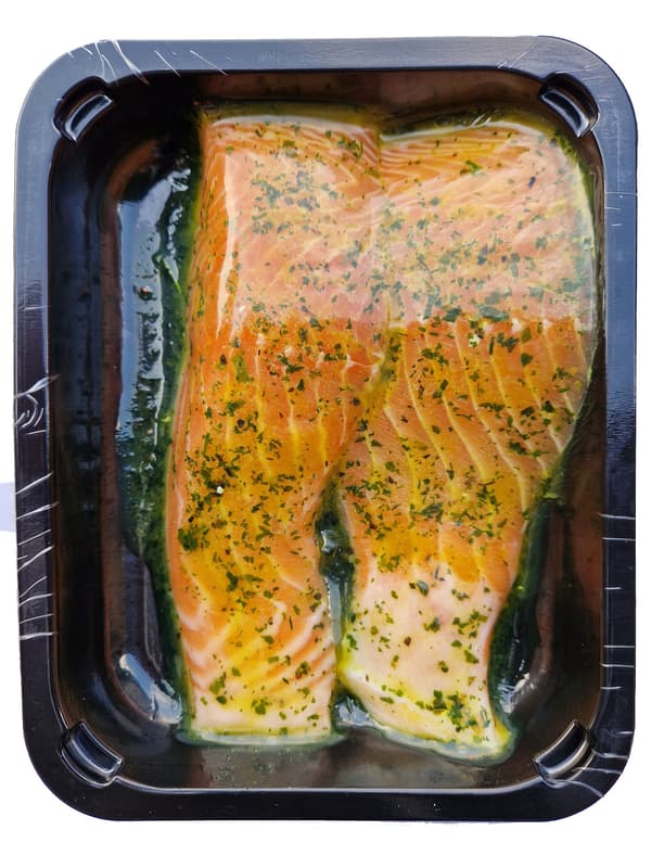 Zöldfűszeres-fokhagymás lazacfilé
