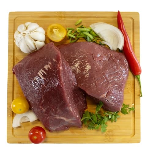 Sliced ​​Hungarian variegated fresh beef leg